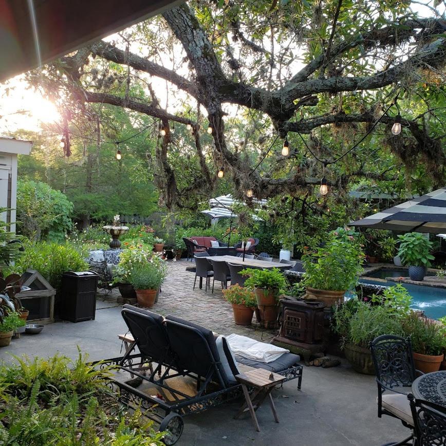 Cedar Oaks Inn Llc Dickinson Exteriör bild